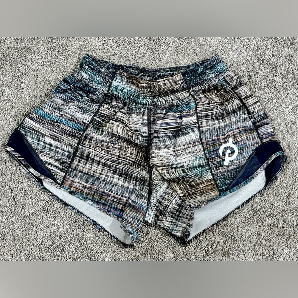 Lululemon x Peloton Hotty Hot Shorts-Digital Oasis Grey-Size 6 long
